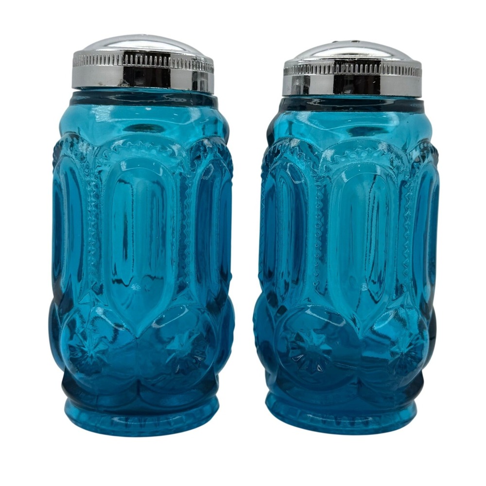 L.E. Smith Salt Pepper Shakers Glass 4in Blue Moon and Star Vintage Set